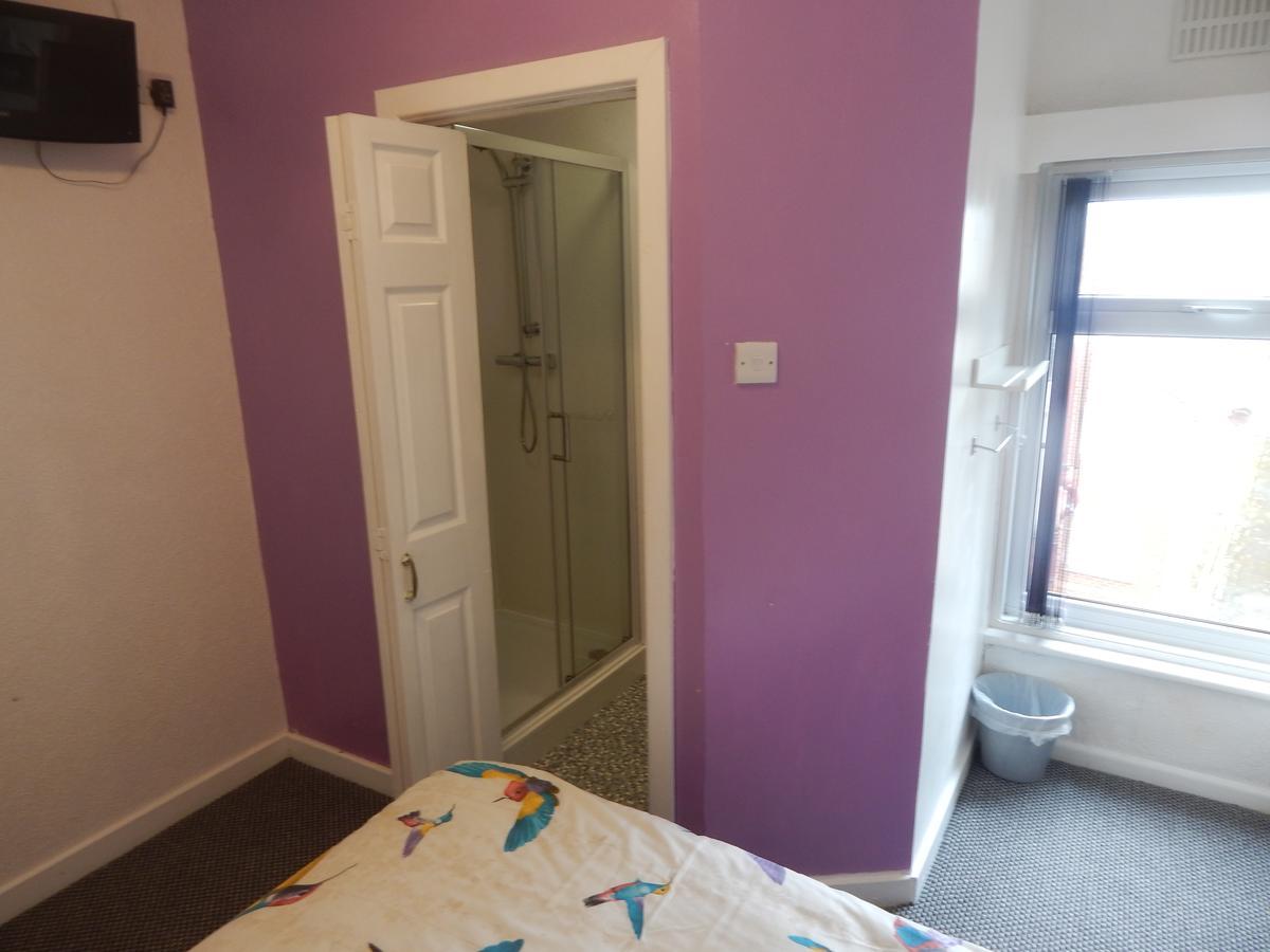 Llanryan 3*